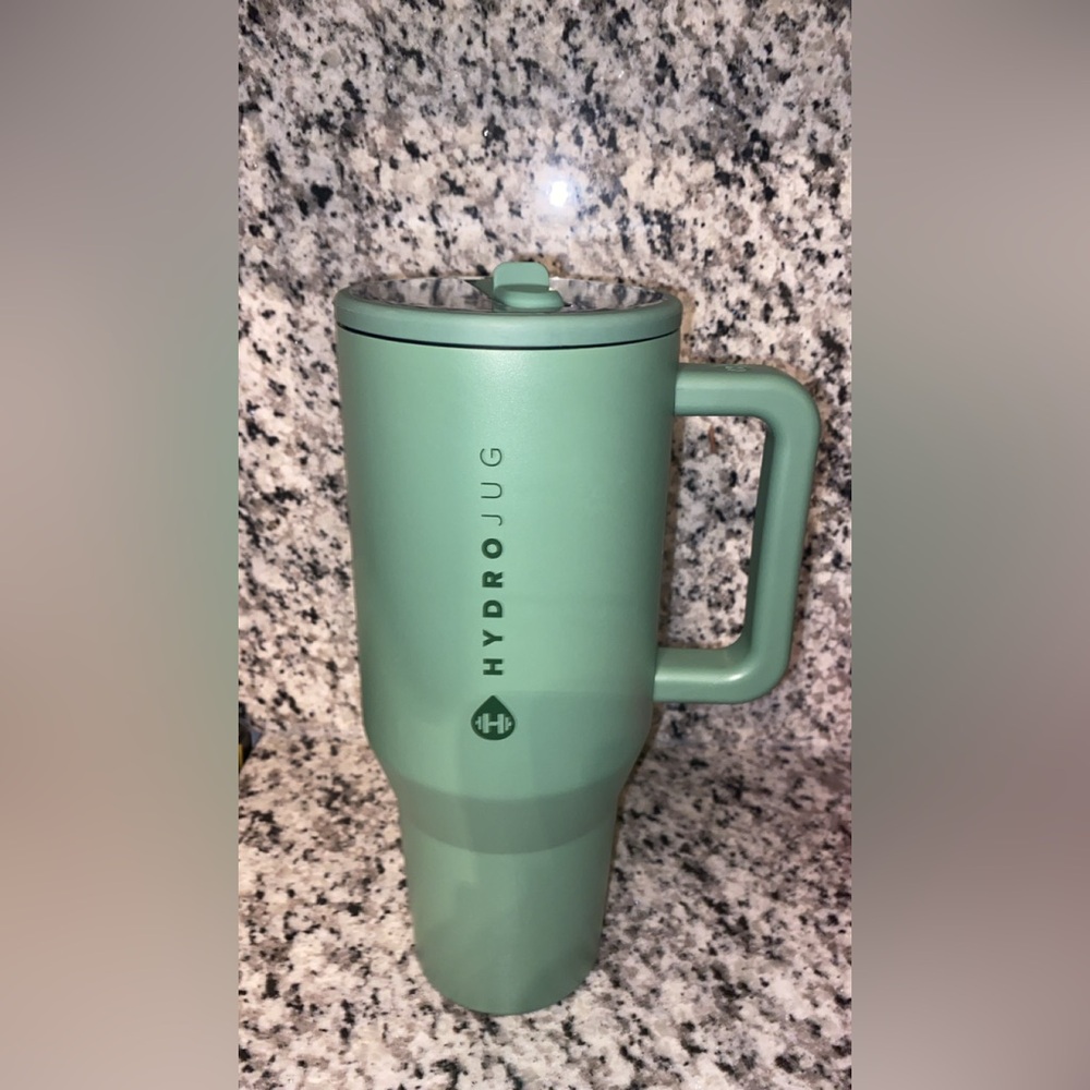 HydroJug sage 40 oz traveler